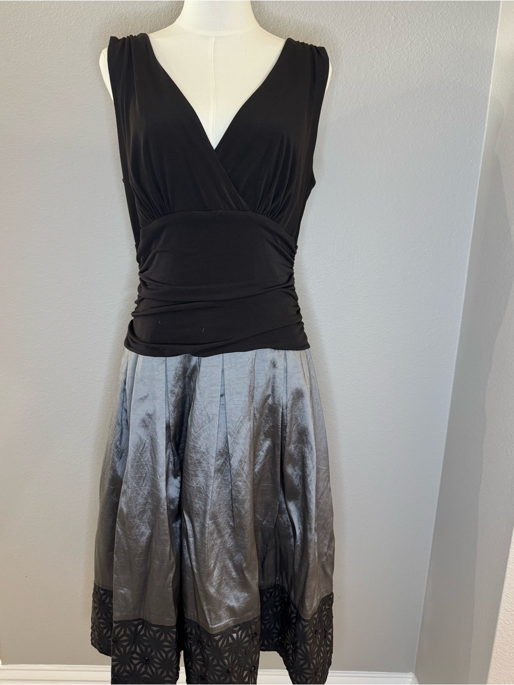 Women's Black and Silver Pleated Skirt Dress